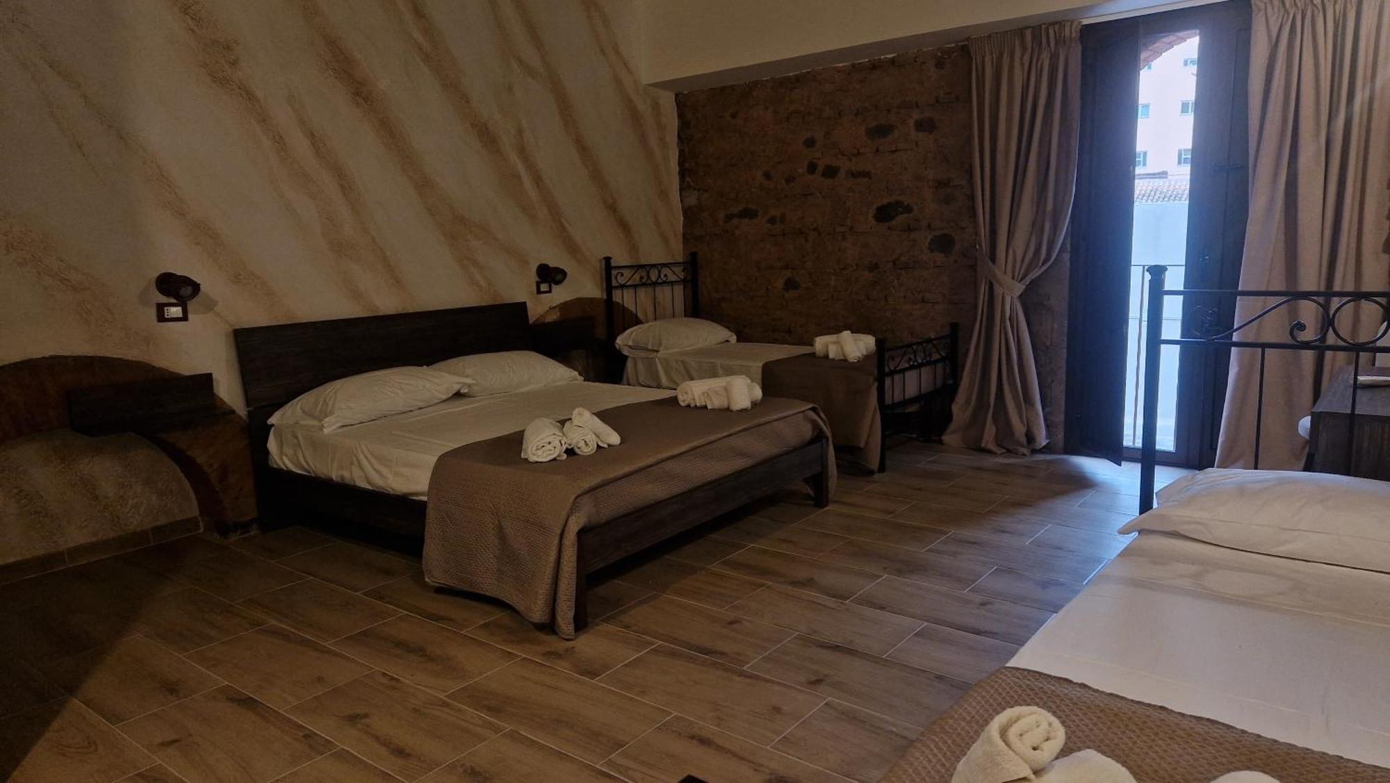La Ciminiera Rooms Catania Exterior photo
